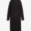 Robe En Maille Longueur Midi Avec Col Montant Et Fentes