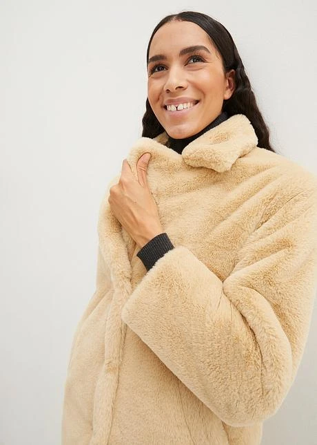 Manteau Douillet Oversize Avec Col à Revers 5 Manteau Douillet Oversize Avec Col à Revers – Image 5