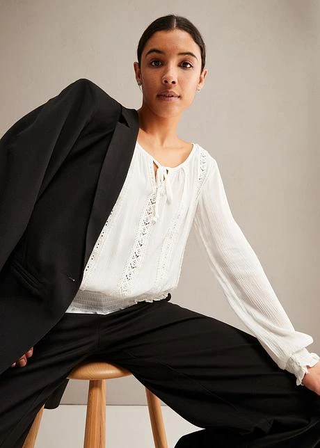 Blouse Avec Dentelle Au Crochet 7 Blouse Avec Dentelle Au Crochet – Image 7